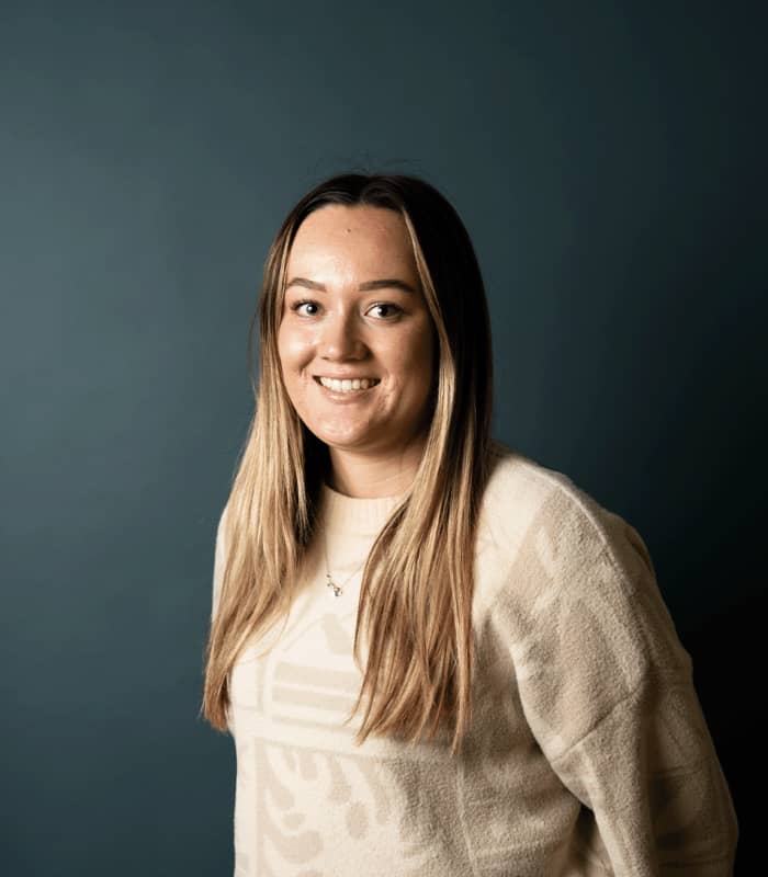 Kayla Gray Profile Photo Credit: Fine Tours Group